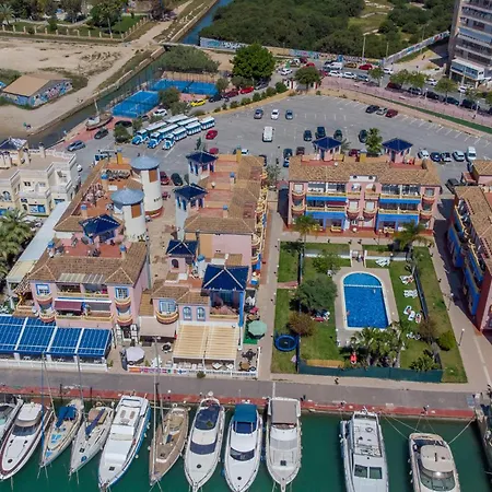 Apartment Amazing In With Kitchen